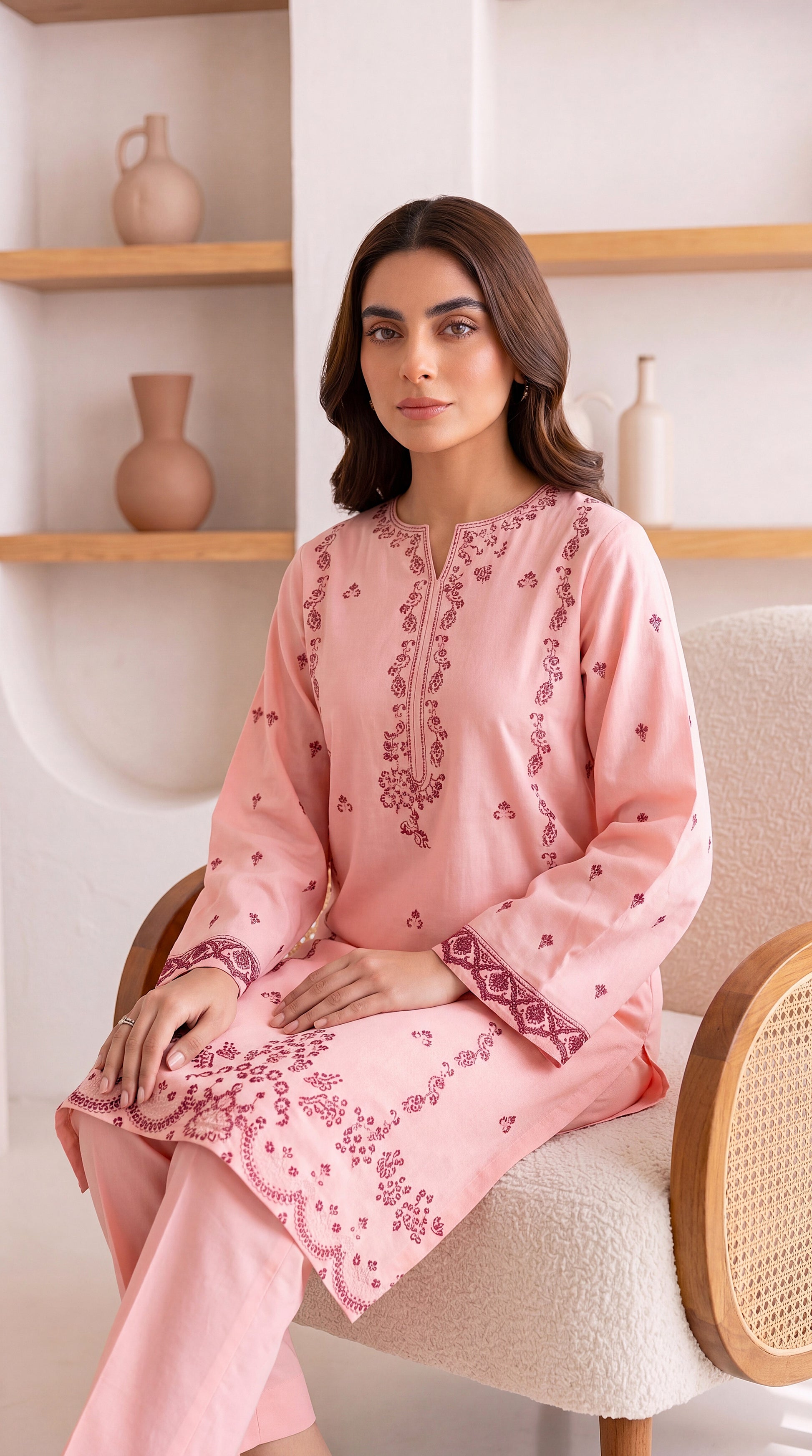 Kurta Set PE00969 Floral Embroidery & Border Detail 2 Piece PINK / SML