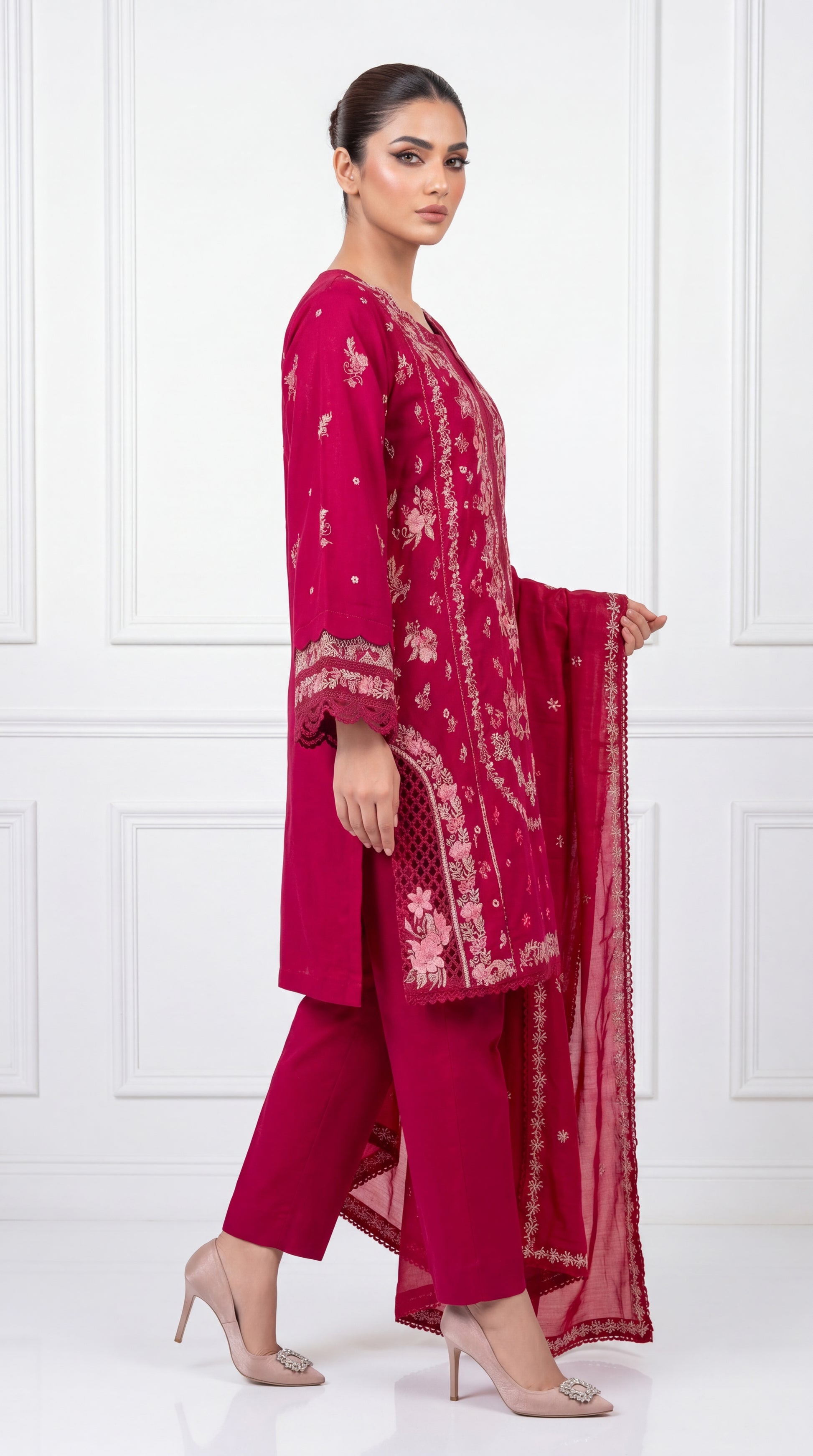 Women's Pret Wear PE01052 Mint Embroidered Organza Dupatta 3 Piece PURPLE / SML