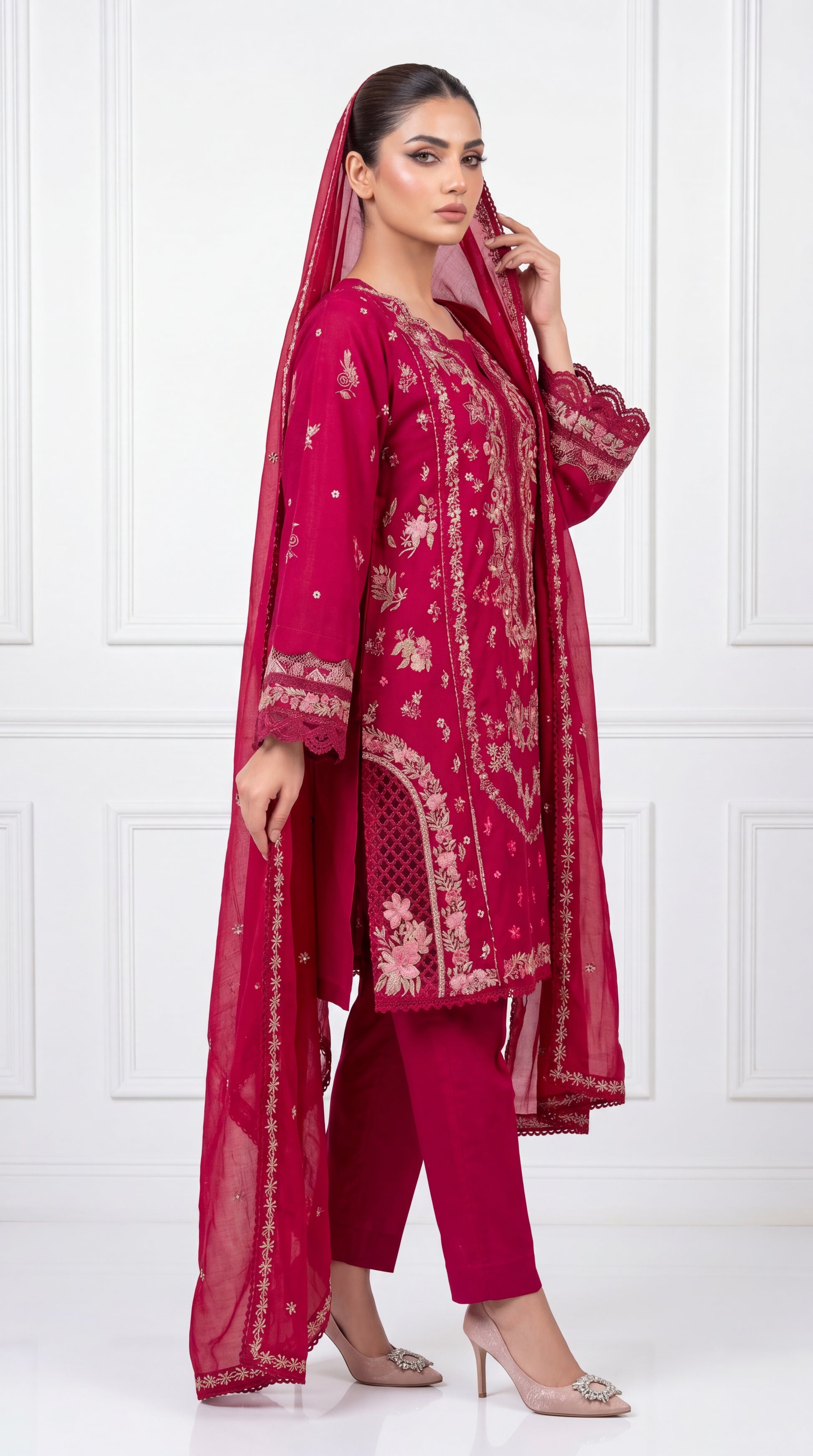 Women's Pret Wear PE01052 Mint Embroidered Organza Dupatta 3 Piece PURPLE / SML