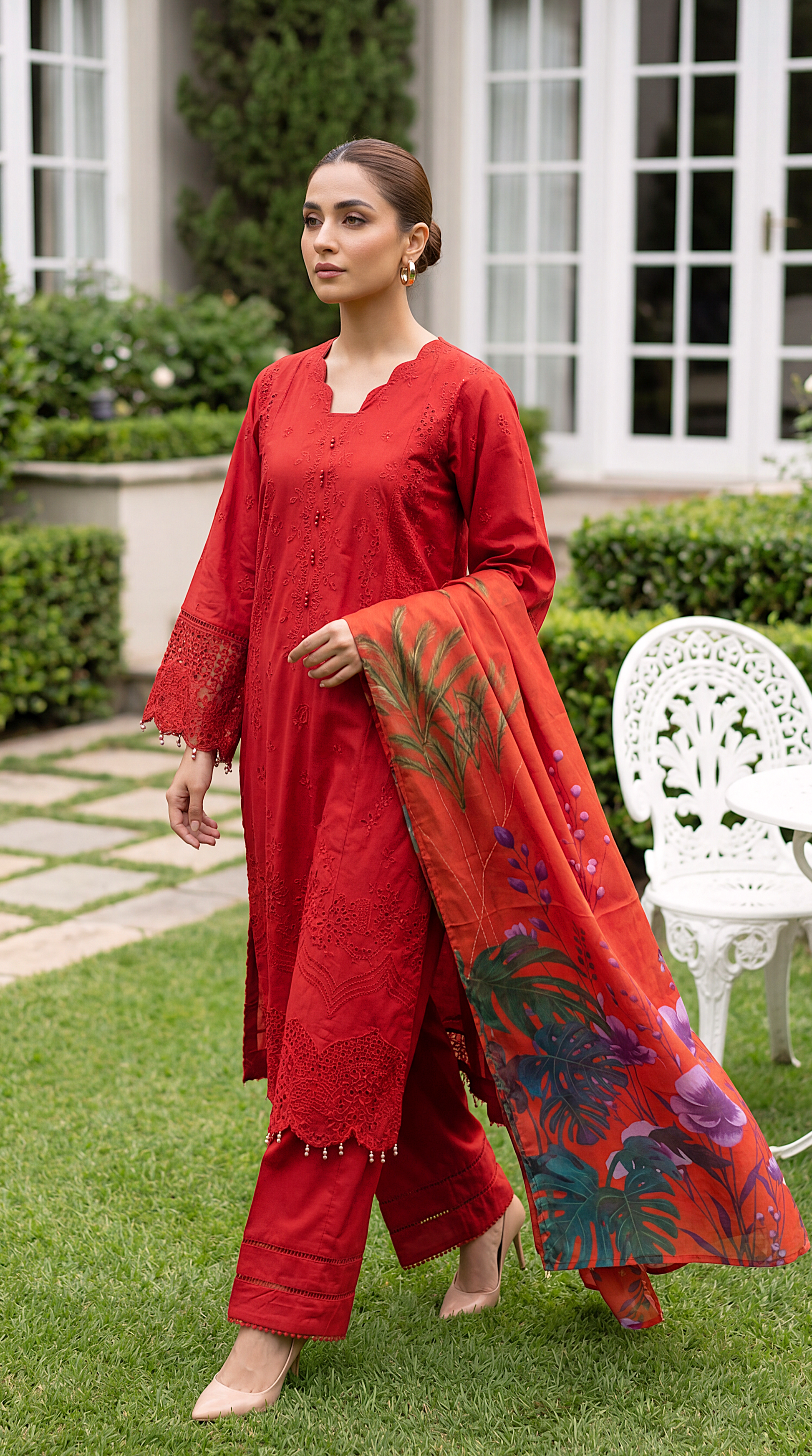 Embroidered Suit  PE01057  Digital Printed Dupatta 3 Piece MEHROON / SML