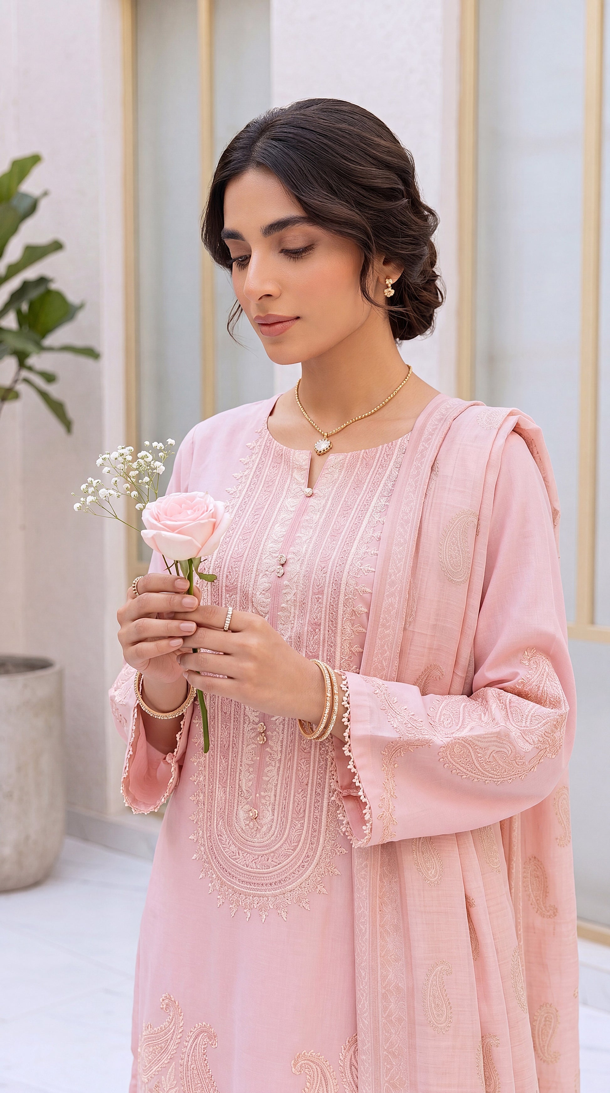 Dusty Mauve Digital Floral Print & Eid Collection 3 Piece Embroidered Suit - PE01102 PINK / SML