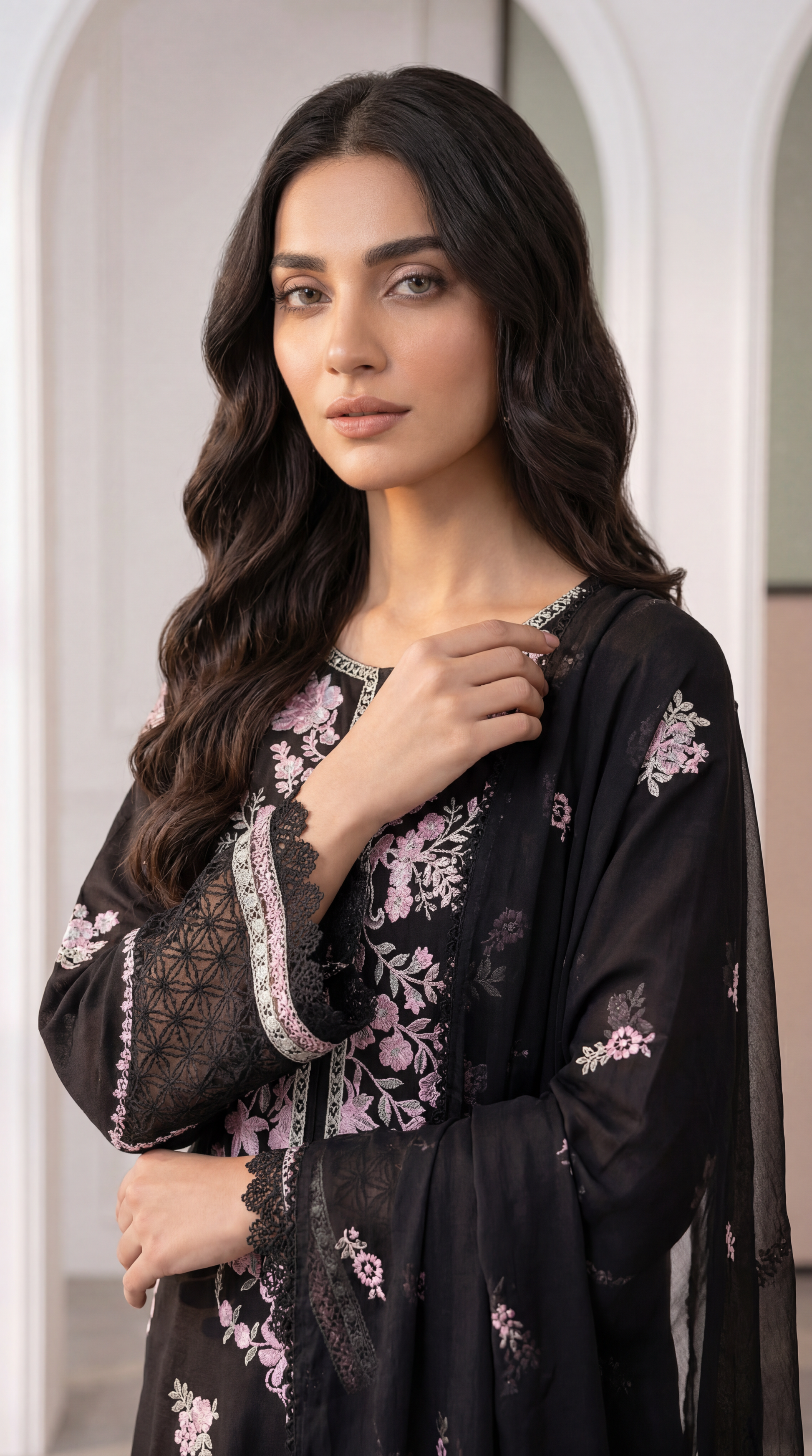 Embroidered Lawn Suit  PE01119  Floral Embroidery & Embroidered Dupatta  3 Piece BLACK / SML