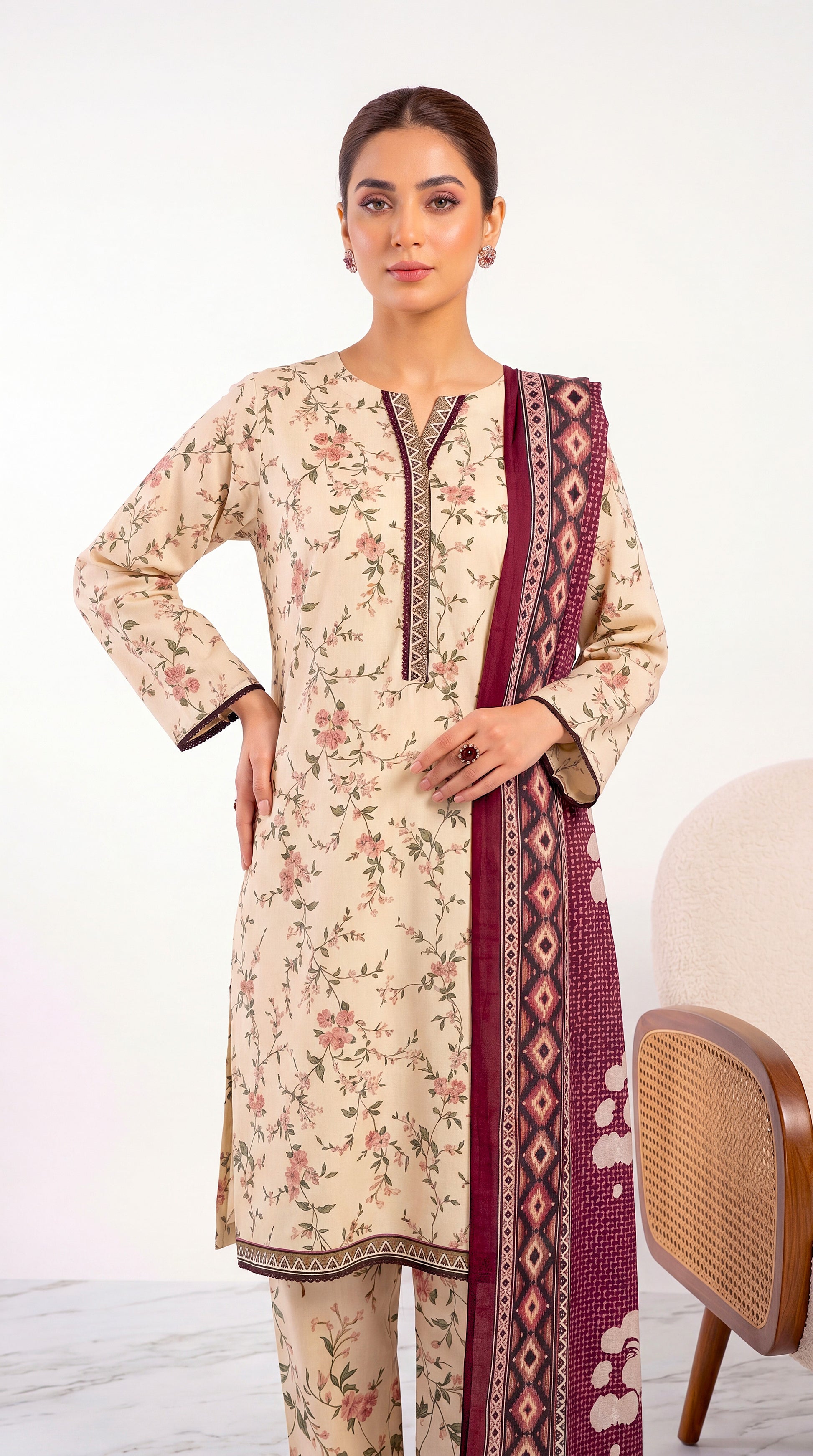 Ladies  Suit PE01184 Floral Vine Print & Printed Dupatta 3 Piece SKIN / SML