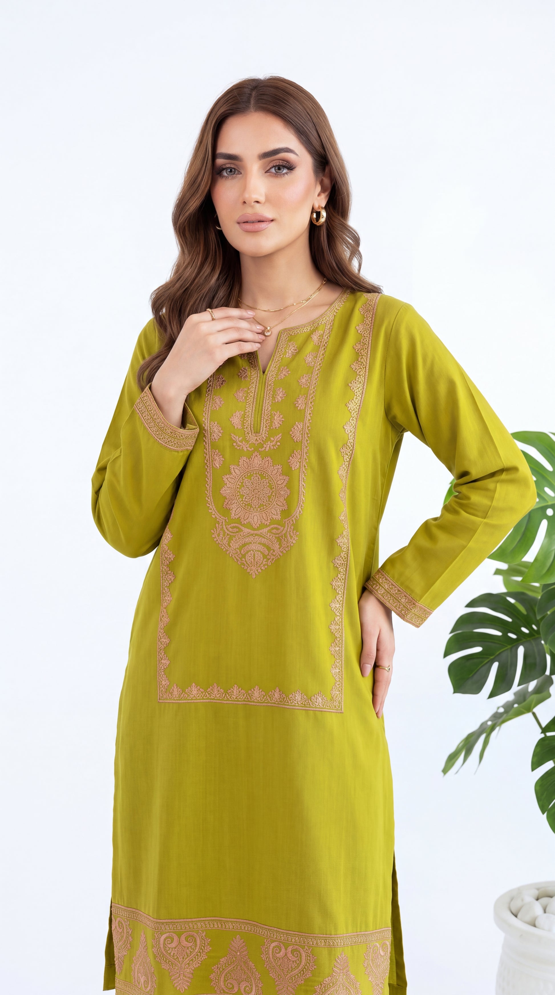 Women's Kurti Set PE01193 Floral Embroidered Panel Work 2 Piece Mehandi / SML