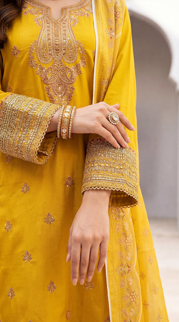 Women's Sunflower Yellow Suit PL00952 | Heavy Embroidery & Scallop Dupatta | 3 Piece | Organza Lawn MASTERD / SML