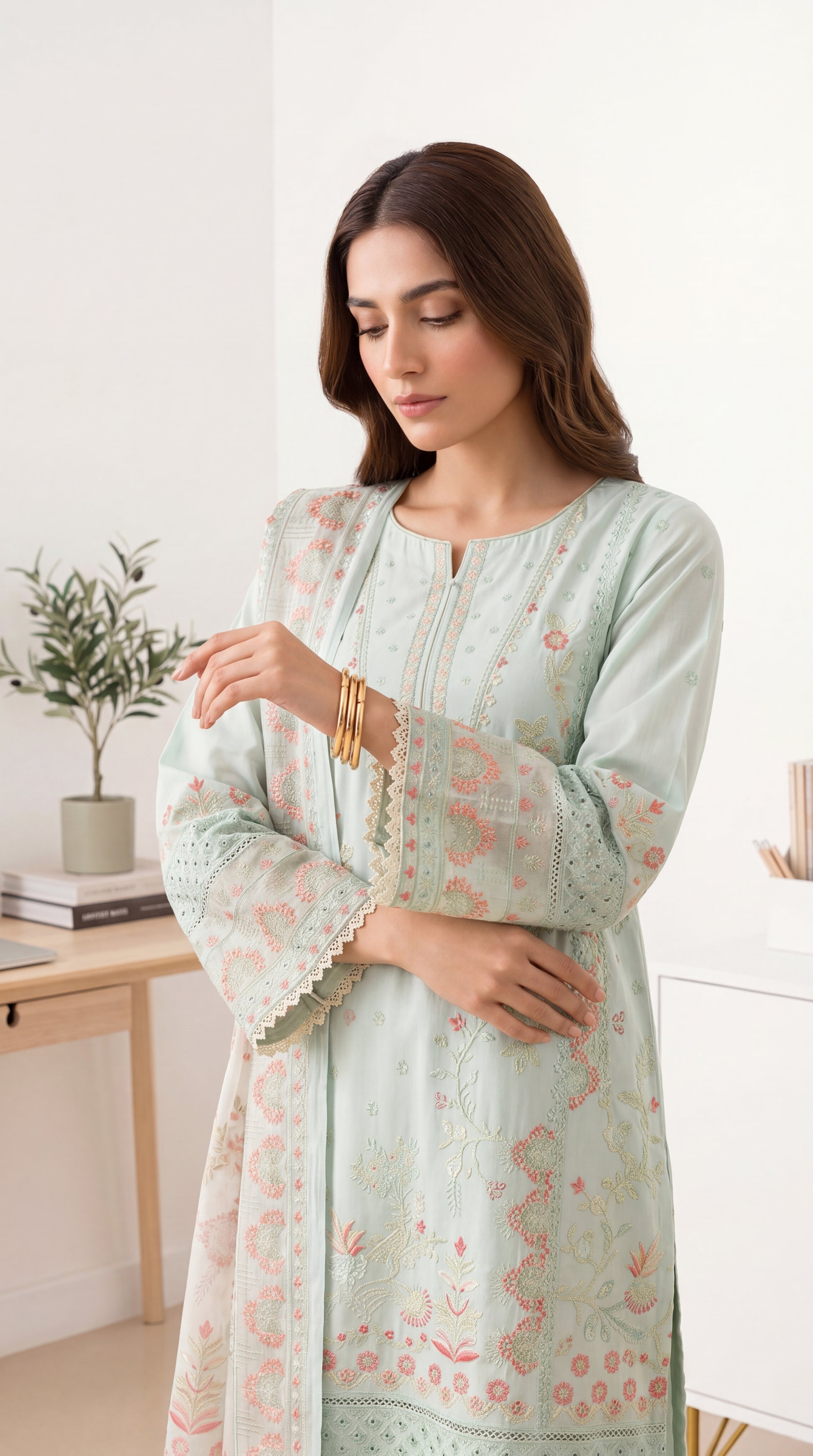 Women's Embroidered Suit PL01097 Mint Floral Lace Dupatta 3 Piece C GREEN / SML