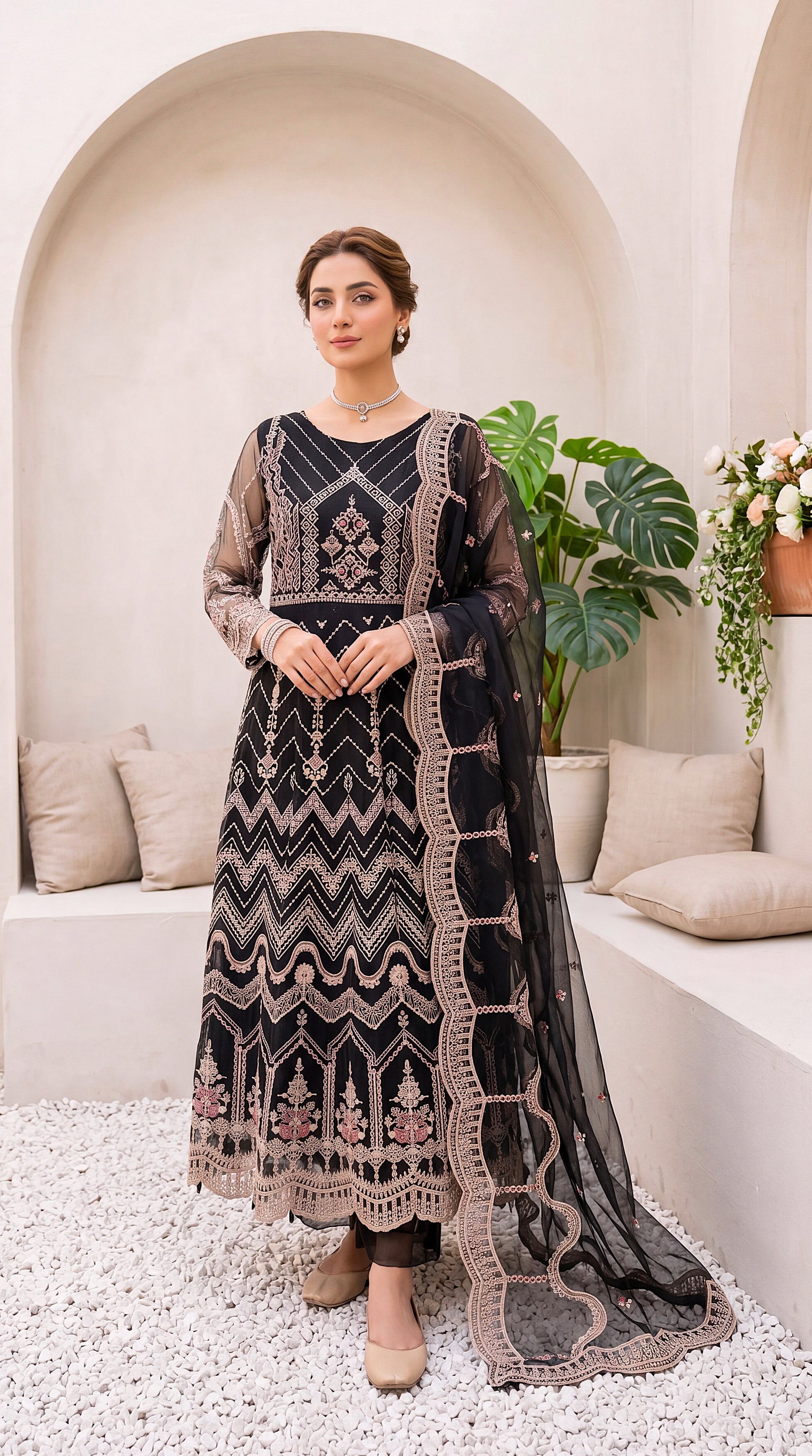 Women's Embroidered Suit PP00279 Magenta Floral Dupatta 3 Piece BLACK / SML