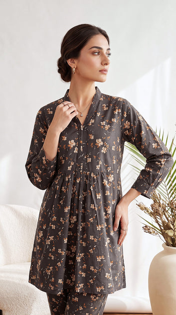 Pearl Mint Soft Finish & Casual Chic Outfit 2 Piece Women Suit - PP00528 BLACK / MED