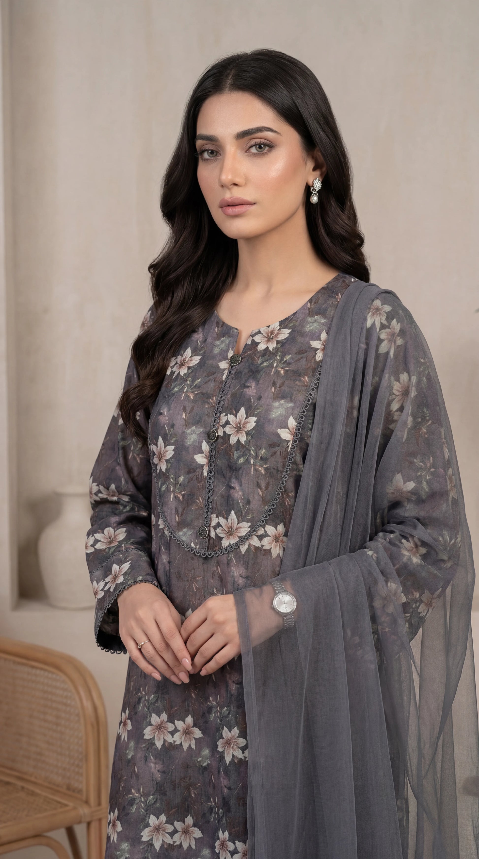 Lawn Printed Suit PP01213 Floral Print & Chiffon Dupatta 3 PC GRAY / SML
