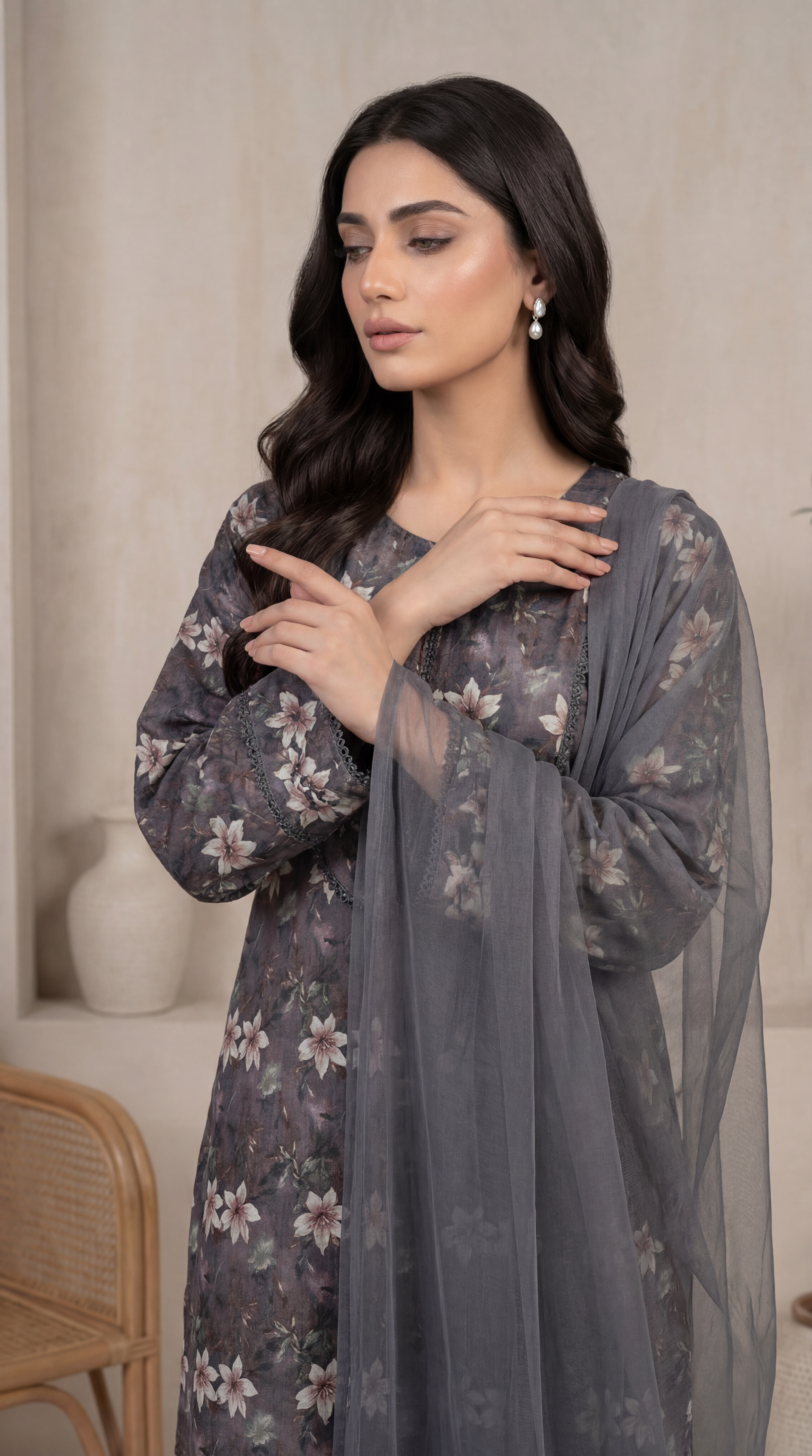 Lawn Printed Suit PP01213 Floral Print & Chiffon Dupatta 3 PC GRAY / SML